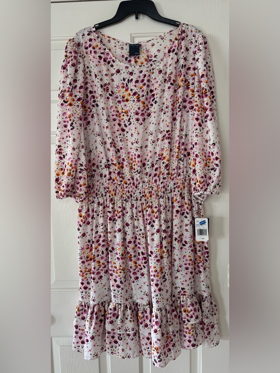 Gabby Skye Dresses & Skirts - Gabby Skye White Floral Smocked Waist Midi Dress women’s 22w NEW